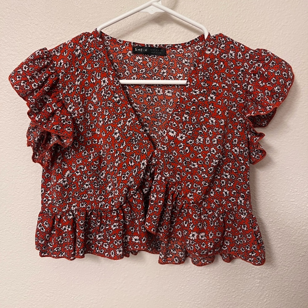 Cute floral crop top